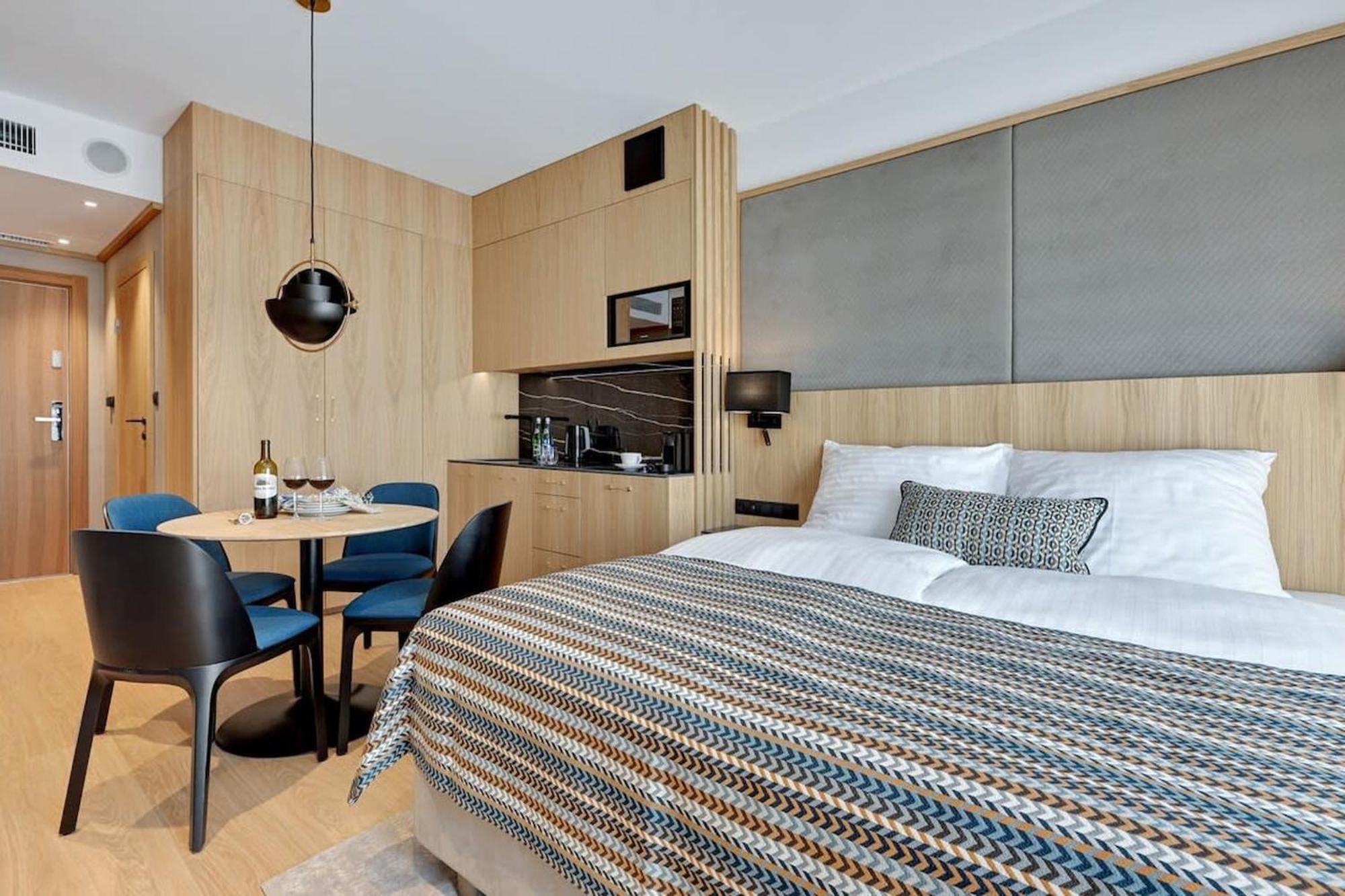 Deo Plaza - Apartamenty W Sercu Gdanska By Rent Like Home Екстер'єр фото