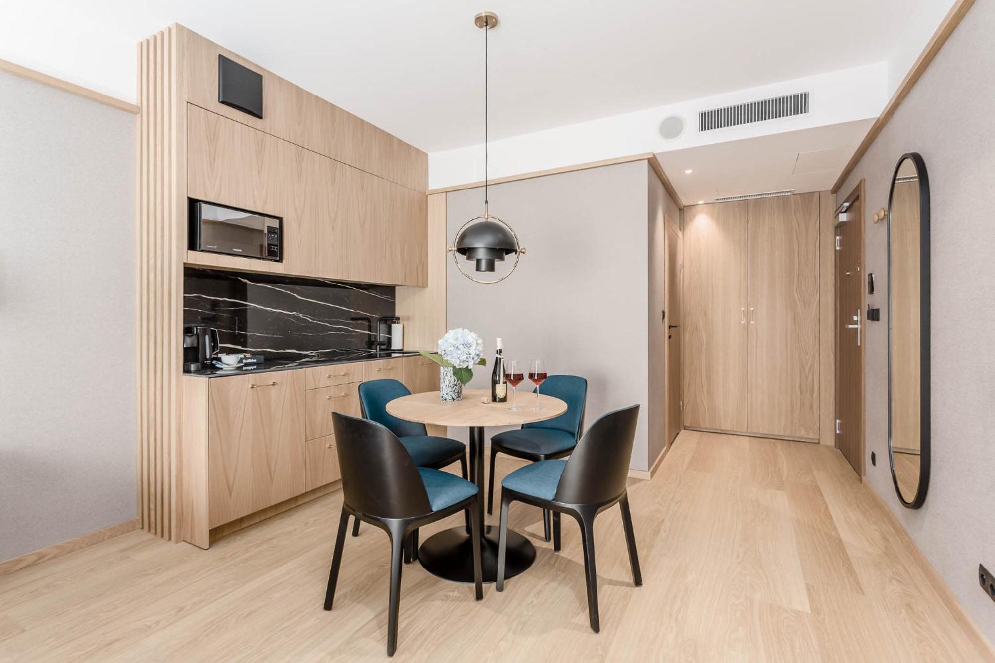 Deo Plaza - Apartamenty W Sercu Gdanska By Rent Like Home Екстер'єр фото