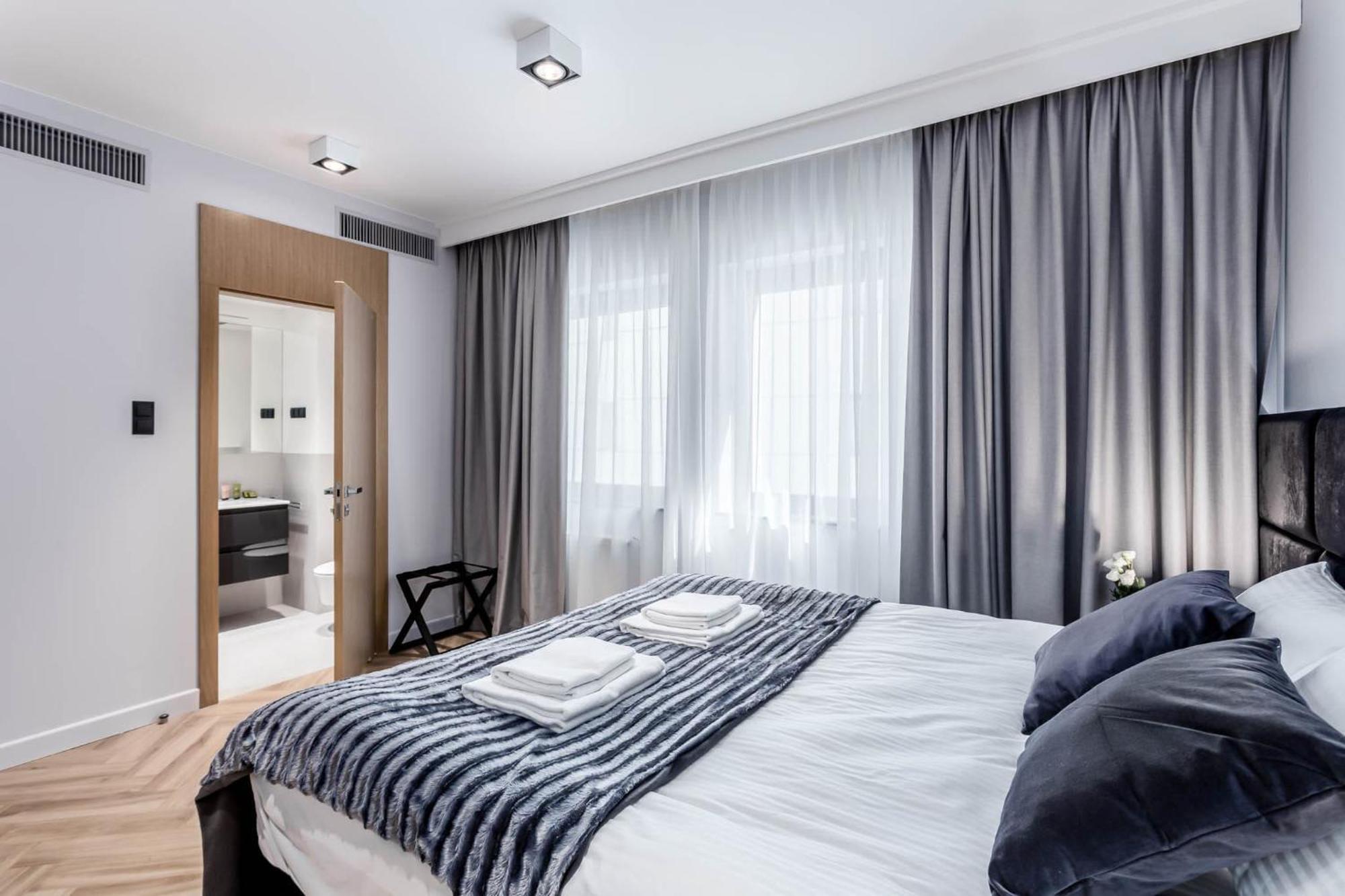 Deo Plaza - Apartamenty W Sercu Gdanska By Rent Like Home Екстер'єр фото